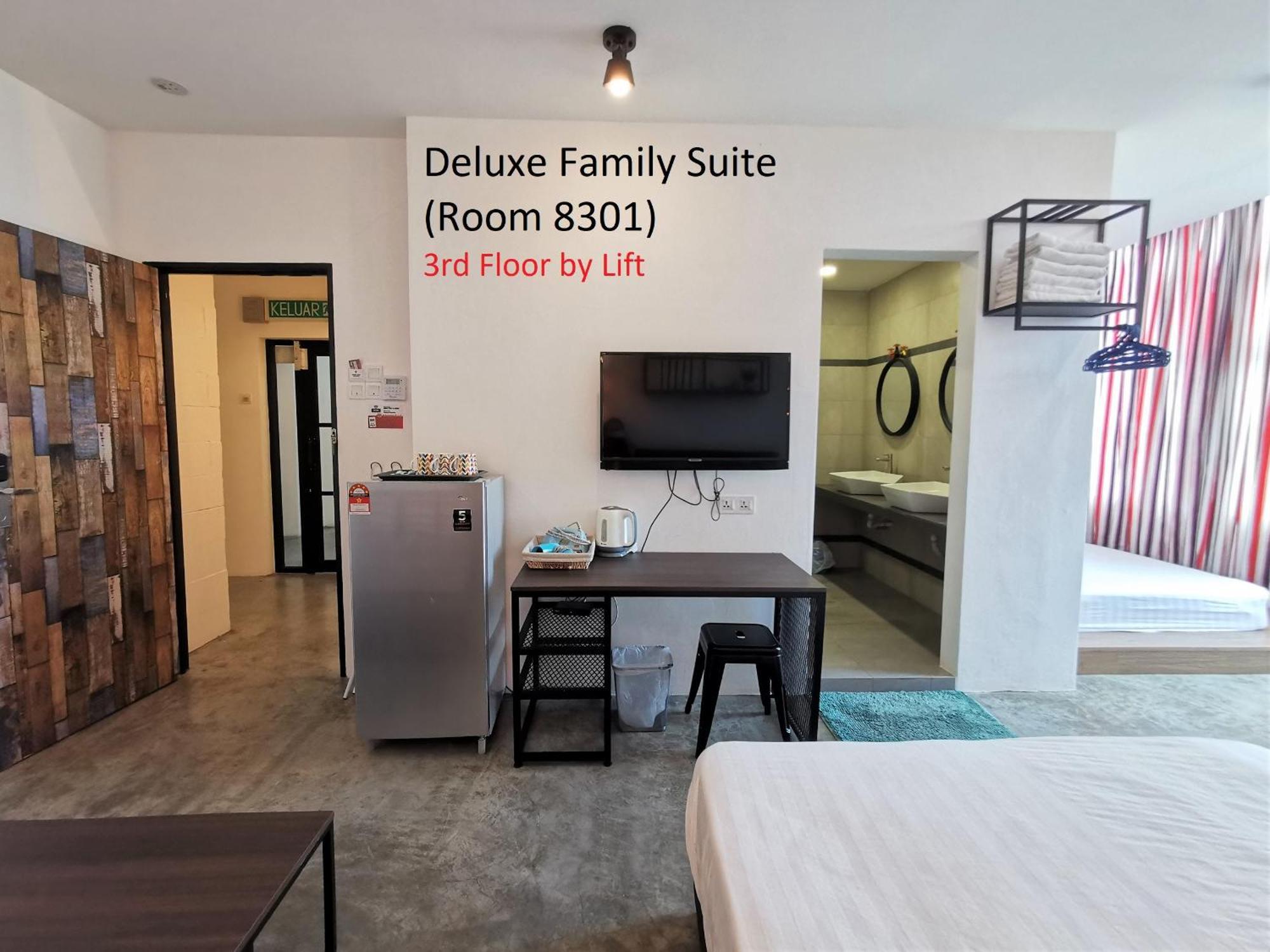 Mwv Family Suite Room Muar Esterno foto